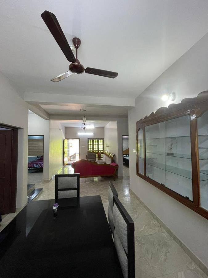 Nisara Homestay Varkala Buitenkant foto